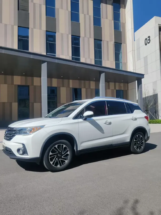 2017 GAC Trumpchi GS4 1.3T 137HP L4 5MT,autocango,china used car exporter,china ev exporter,chinese used car exporter,chinese used ev exporter