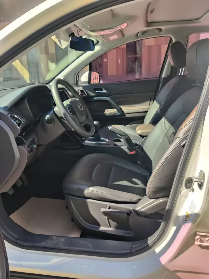 2017 GAC Trumpchi GS4 1.3T 137HP L4 5MT,autocango,china used car exporter,china ev exporter,chinese used car exporter,chinese used ev exporter