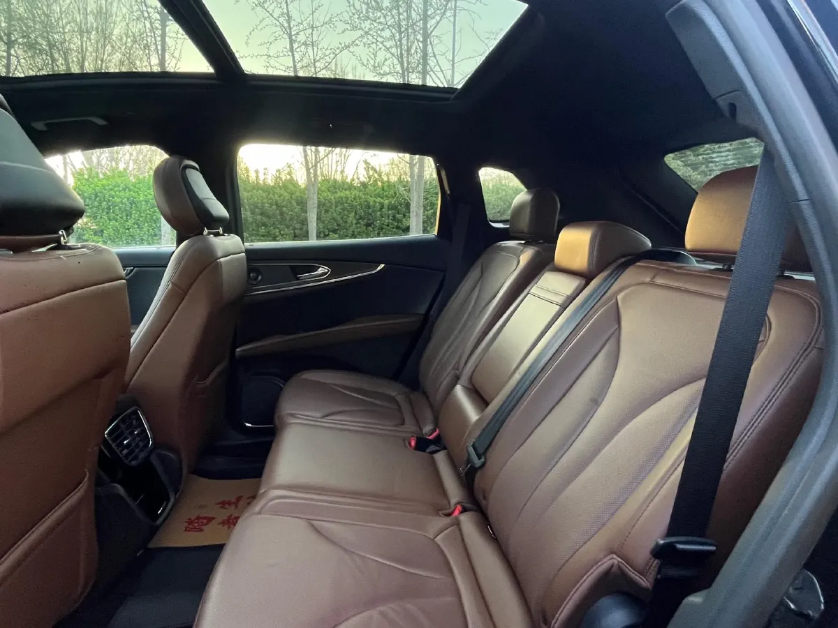 2021 Lincoln Nautilus 2.0T 245HP L4 8AT,autocango,china used car exporter,china ev exporter,chinese used car exporter,chinese used ev exporter