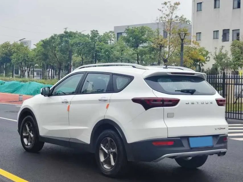 2020 Jetour X70M 1.5T 156HP L4 6DCT,autocango,china used car exporter,china ev exporter,chinese used car exporter,chinese used ev exporter