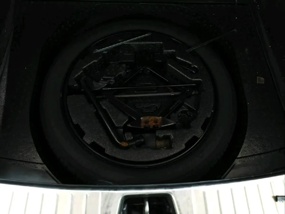 2018 Toyota C-HR 2.0L 171HP L4 CVT,autocango,china used car exporter,china ev exporter,chinese used car exporter,chinese used ev exporter