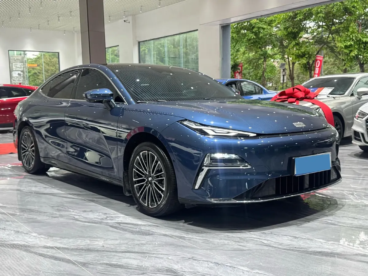 2025 Geely Galaxy Starshine 8 1.5L 112HP L4 1DHT PHEV,autocango,china used car exporter,china ev exporter,chinese used car exporter,chinese used ev exporter