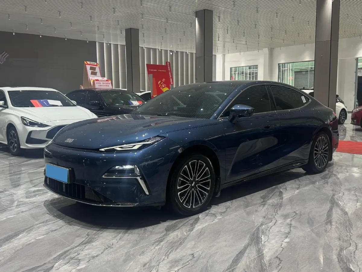 2025 Geely Galaxy Starshine 8 1.5L 112HP L4 1DHT PHEV,autocango,china used car exporter,china ev exporter,chinese used car exporter,chinese used ev exporter