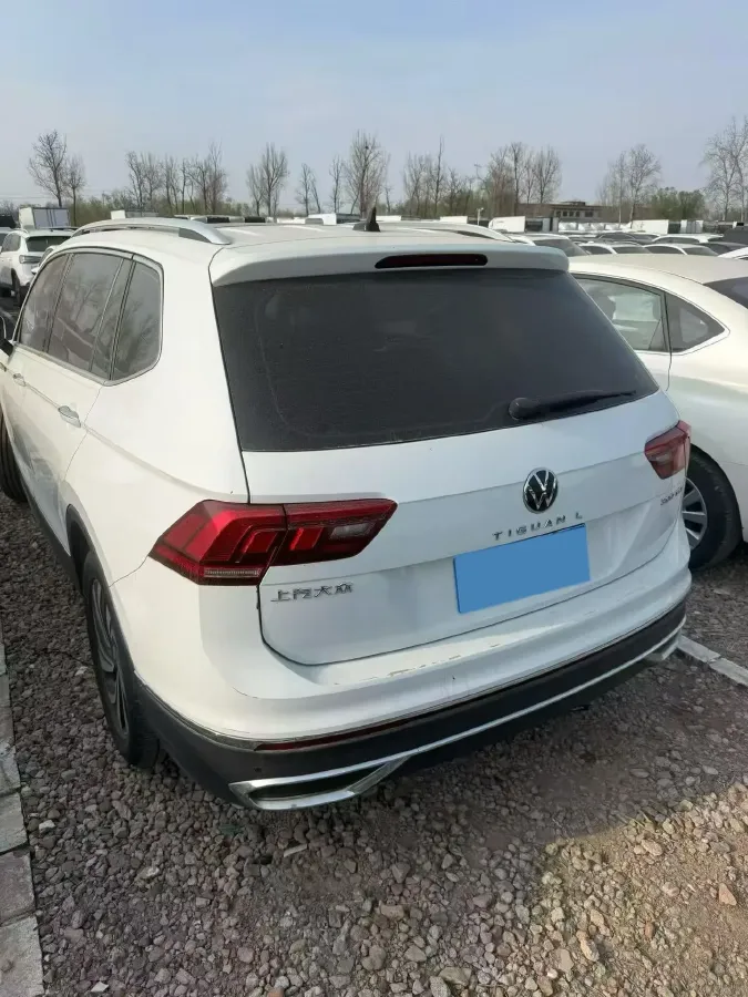 2023 Volkswagen Tiguan L 1.5T 160HP L4 7DCT,autocango,china used car exporter,china ev exporter,chinese used car exporter,chinese used ev exporter