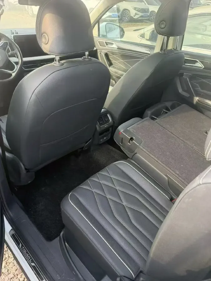 2023 Volkswagen Tiguan L 1.5T 160HP L4 7DCT,autocango,china used car exporter,china ev exporter,chinese used car exporter,chinese used ev exporter