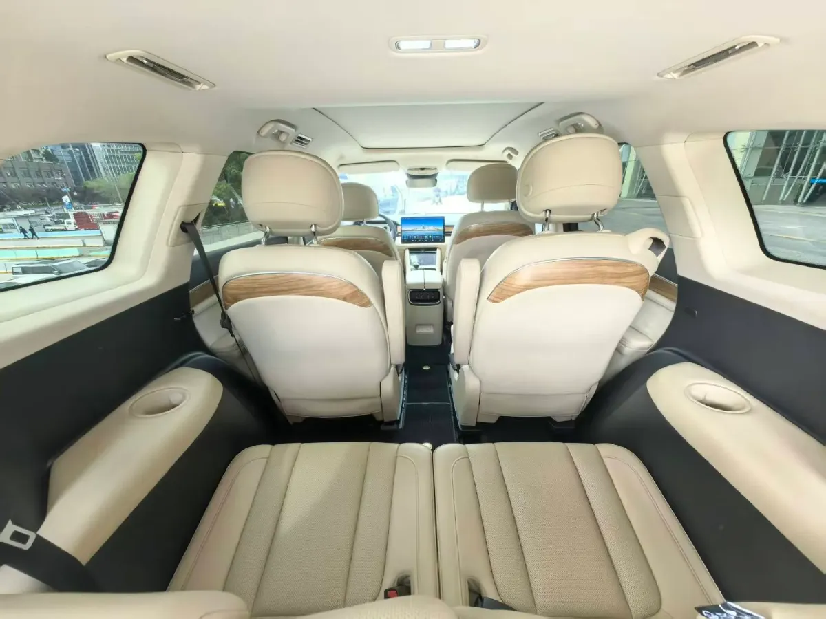 2022 Volvo S60 2.0T 197HP L4 8AT,autocango,china used car exporter,china ev exporter,chinese used car exporter,chinese used ev exporter