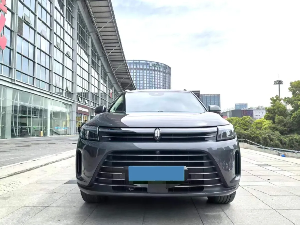 2022 Volvo S60 2.0T 197HP L4 8AT,autocango,china used car exporter,china ev exporter,chinese used car exporter,chinese used ev exporter