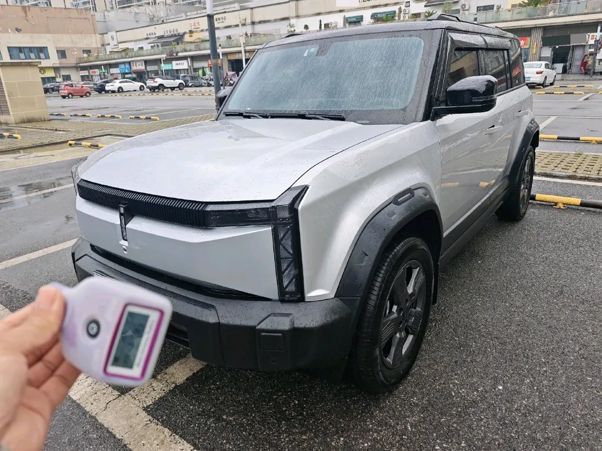 2024 iCAR iCAR 03 BEV 65.69KWH,autocango,china used car exporter,china ev exporter,chinese used car exporter,chinese used ev exporter