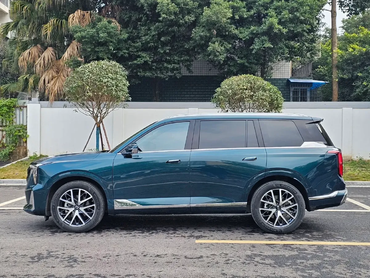 2022 GAC Trumpchi GS8 2.0T 190HP L4 E-CVT Hybrid,autocango,china used car exporter,china ev exporter,chinese used car exporter,chinese used ev exporter