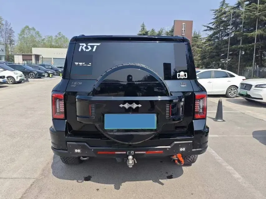 2025 FangChengBao Bao 8 2.0T 245HP L4 E-CVT PHEV 36.8KWH,autocango,china used car exporter,china ev exporter,chinese used car exporter,chinese used ev exporter