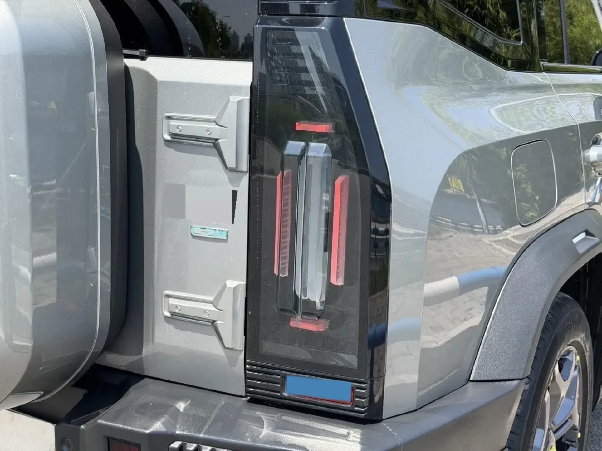 2024 Jetour ShanHai TravellerC-DM 1.5T 156HP L4 3DHT PHEV 43.24KWH,autocango,china used car exporter,china ev exporter,chinese used car exporter,chinese used ev exporter