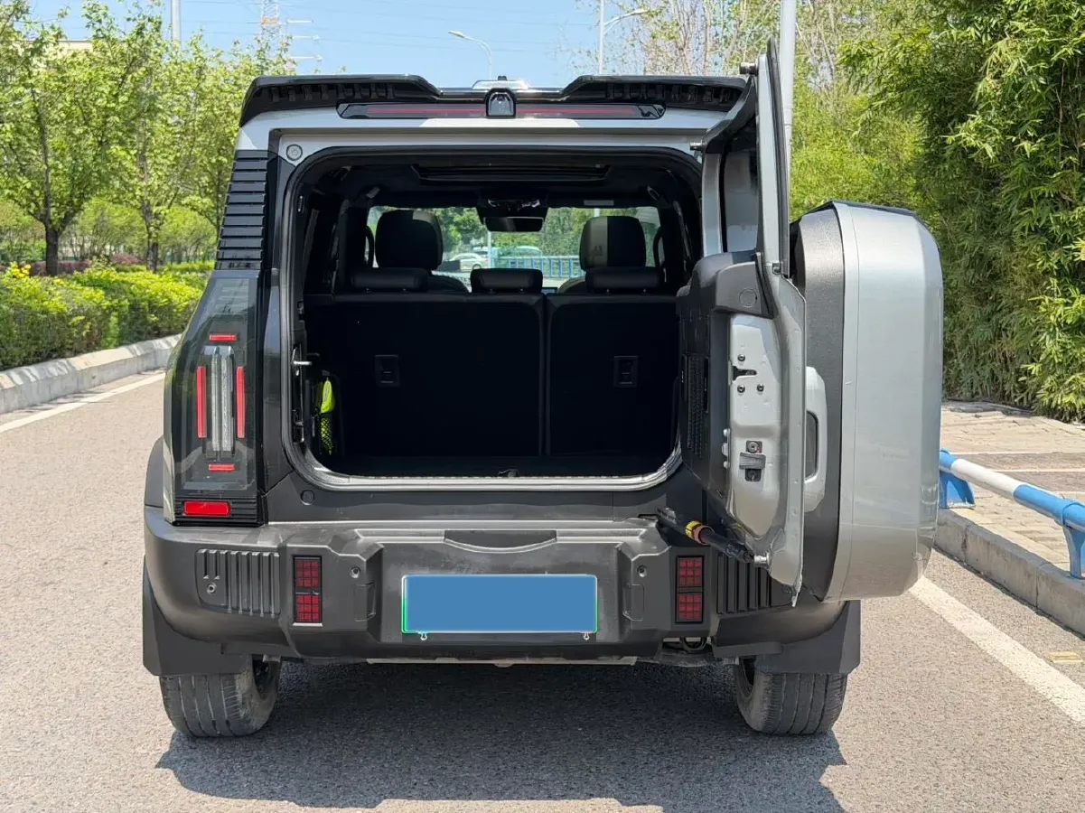 2024 Jetour ShanHai TravellerC-DM 1.5T 156HP L4 3DHT PHEV 43.24KWH,autocango,china used car exporter,china ev exporter,chinese used car exporter,chinese used ev exporter