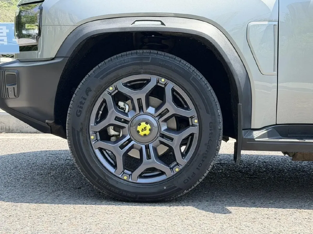 2024 Jetour ShanHai TravellerC-DM 1.5T 156HP L4 3DHT PHEV 43.24KWH,autocango,china used car exporter,china ev exporter,chinese used car exporter,chinese used ev exporter