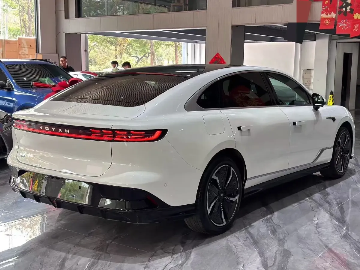 2023 Voyah ZhuiGuang BEV 82.11KWH,autocango,china used car exporter,china ev exporter,chinese used car exporter,chinese used ev exporter
