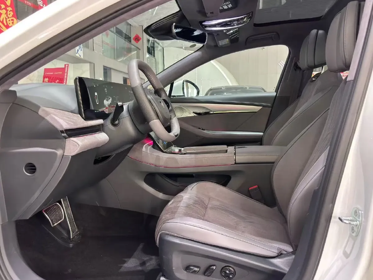 2023 Voyah ZhuiGuang BEV 82.11KWH,autocango,china used car exporter,china ev exporter,chinese used car exporter,chinese used ev exporter