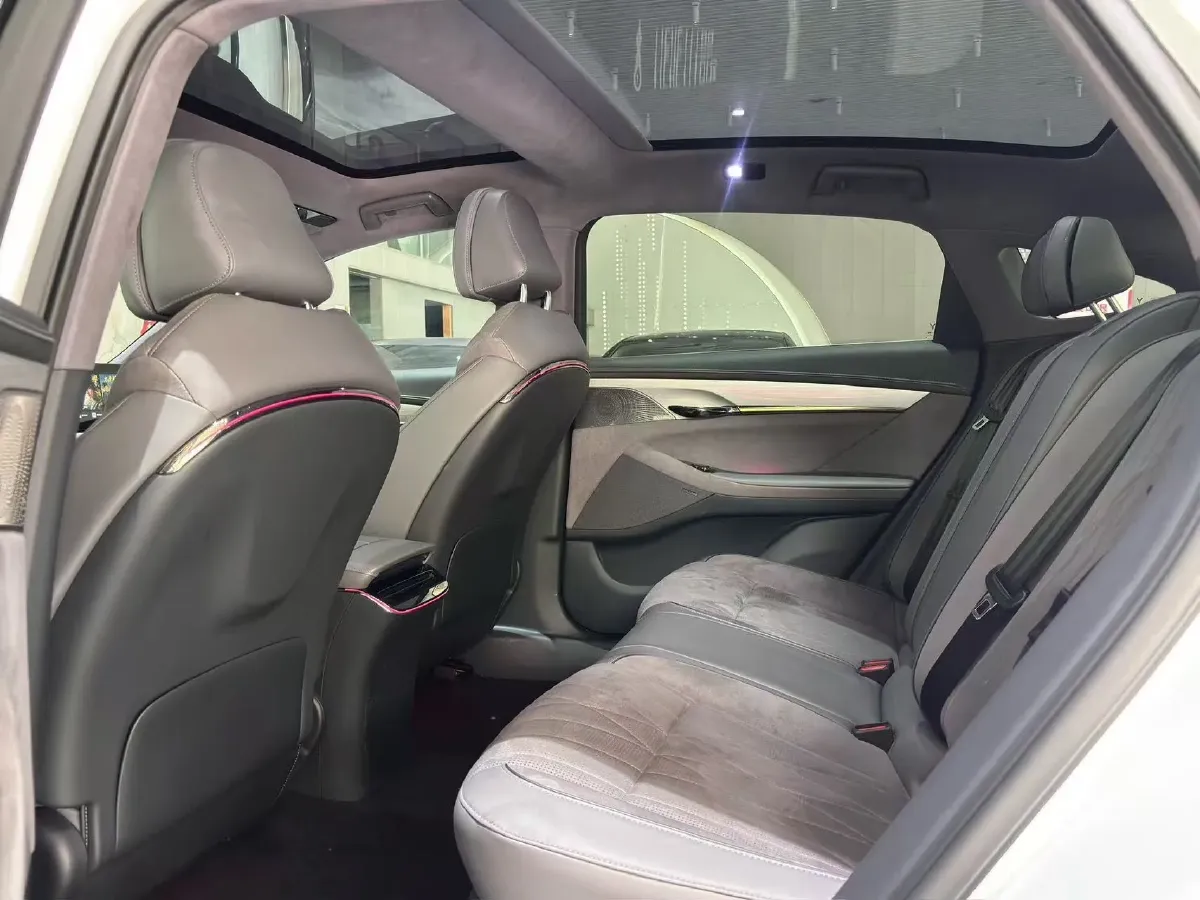 2023 Voyah ZhuiGuang BEV 82.11KWH,autocango,china used car exporter,china ev exporter,chinese used car exporter,chinese used ev exporter