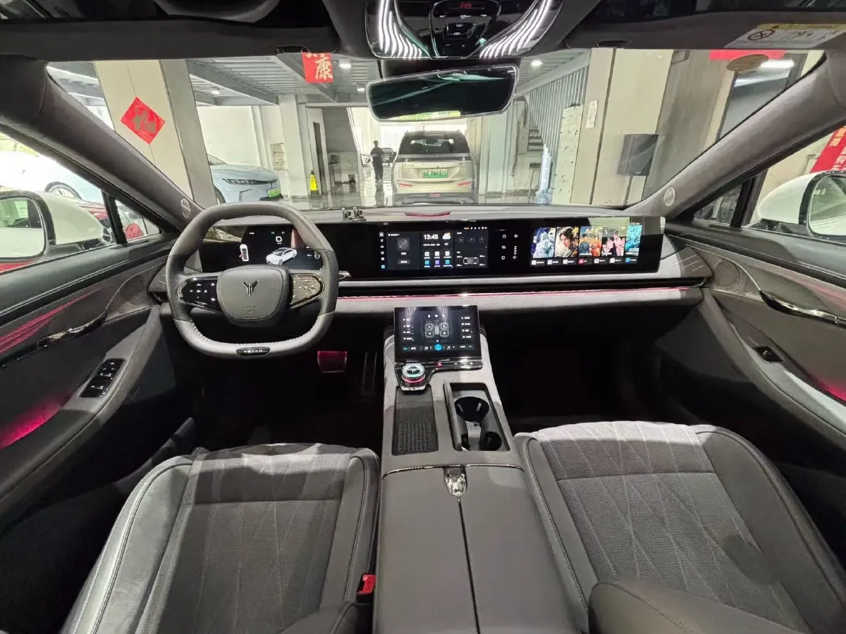 2023 Voyah ZhuiGuang BEV 82.11KWH,autocango,china used car exporter,china ev exporter,chinese used car exporter,chinese used ev exporter