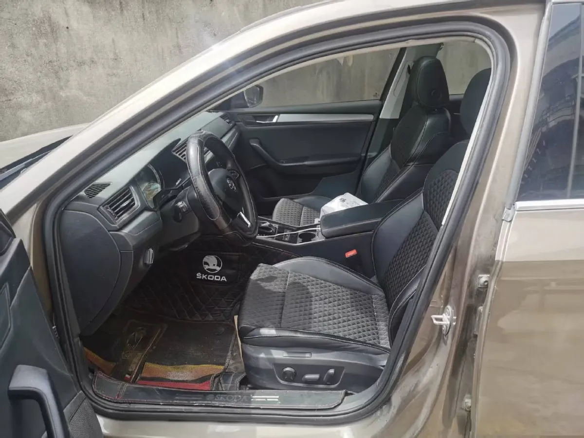 2018 Nissan Terra 2.5L 184HP L4 7AT,autocango,china used car exporter,china ev exporter,chinese used car exporter,chinese used ev exporter