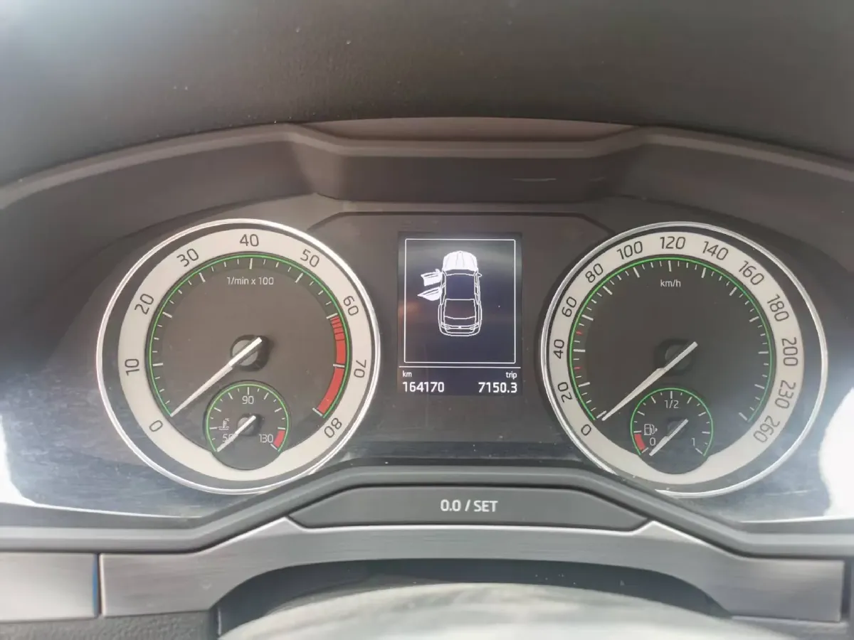 2018 Nissan Terra 2.5L 184HP L4 7AT,autocango,china used car exporter,china ev exporter,chinese used car exporter,chinese used ev exporter