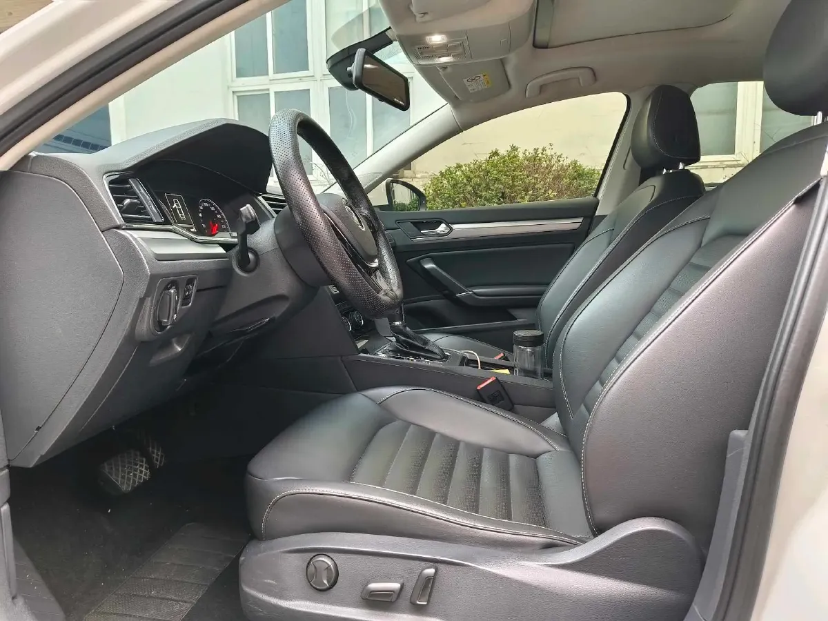 2019 Volkswagen Passat 1.4T 150HP L4 7DCT,autocango,china used car exporter,china ev exporter,chinese used car exporter,chinese used ev exporter