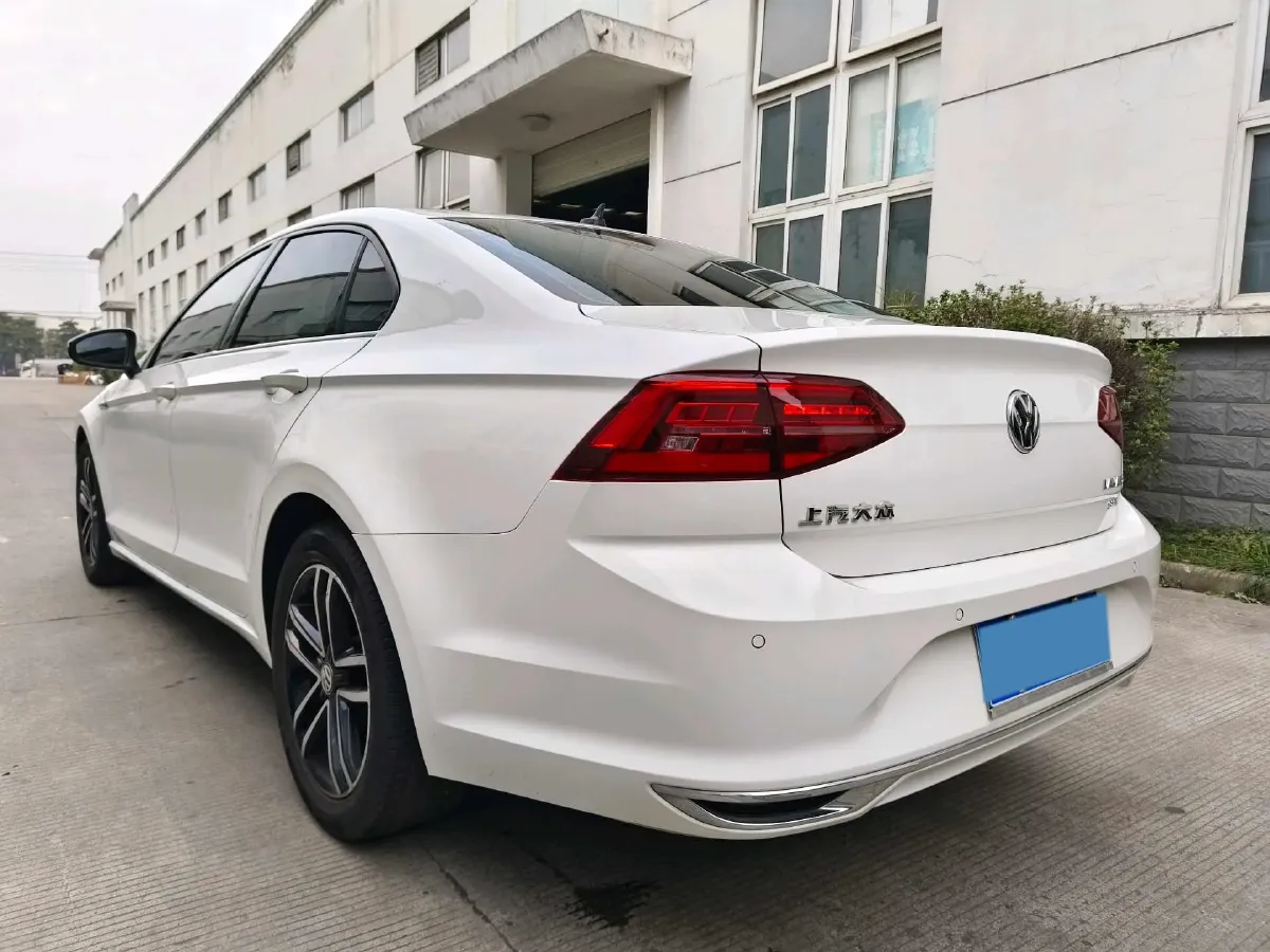 2019 Volkswagen Passat 1.4T 150HP L4 7DCT,autocango,china used car exporter,china ev exporter,chinese used car exporter,chinese used ev exporter