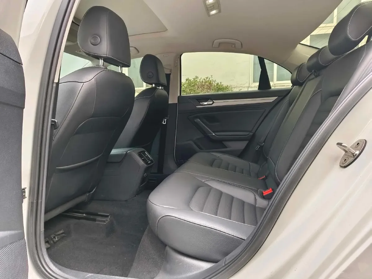 2019 Volkswagen Passat 1.4T 150HP L4 7DCT,autocango,china used car exporter,china ev exporter,chinese used car exporter,chinese used ev exporter