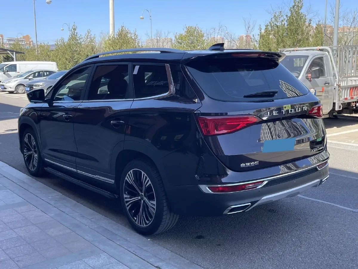 2020 Jetour X90 1.6T 197HP L4 7DCT,autocango,china used car exporter,china ev exporter,chinese used car exporter,chinese used ev exporter