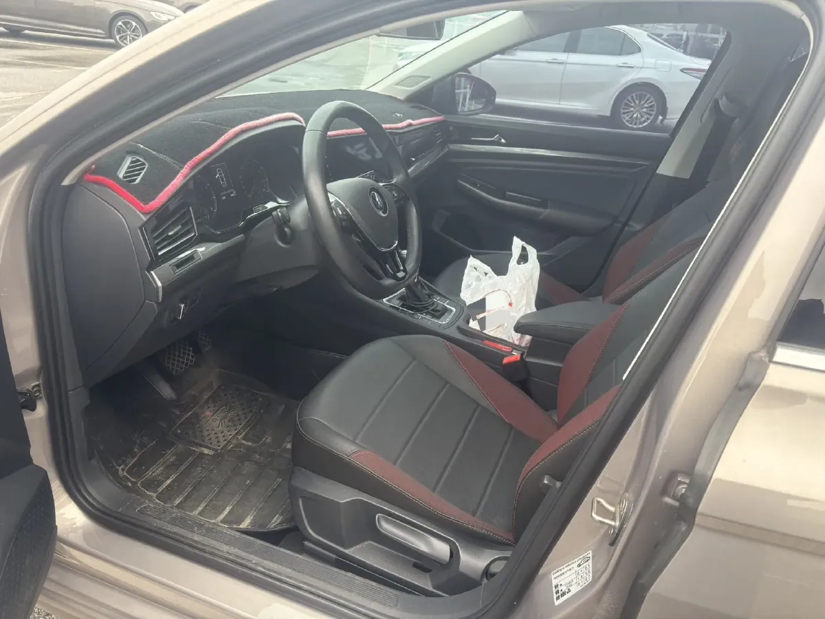 2021 Volkswagen Bora 1.5L 113HP L4 6AT,autocango,china used car exporter,china ev exporter,chinese used car exporter,chinese used ev exporter