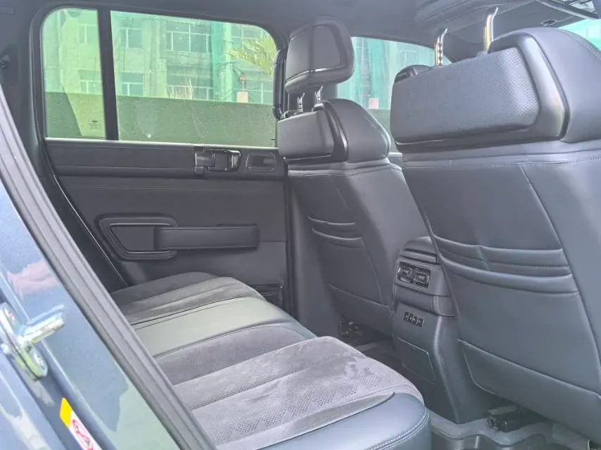2023 Toyota Crown Kluger 2.5L 189HP L4 E-CVT Hybrid,autocango,china used car exporter,china ev exporter,chinese used car exporter,chinese used ev exporter