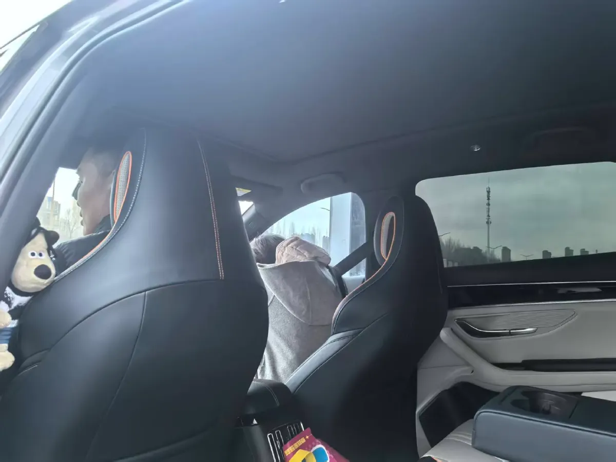 2022 Hyundai Tucson 2.0L 150HP L4 6AT Hybrid,autocango,china used car exporter,china ev exporter,chinese used car exporter,chinese used ev exporter