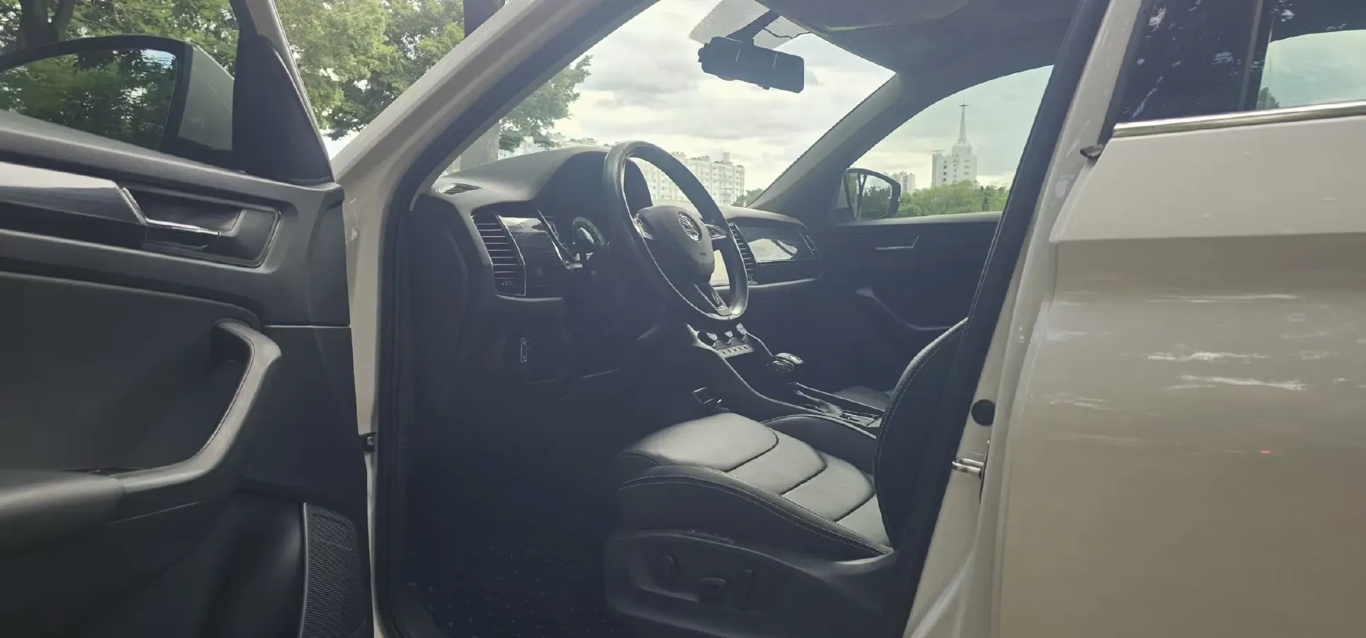 2018 Skoda Kodiak 2.0T 186HP L4 7DCT,autocango,china used car exporter,china ev exporter,chinese used car exporter,chinese used ev exporter