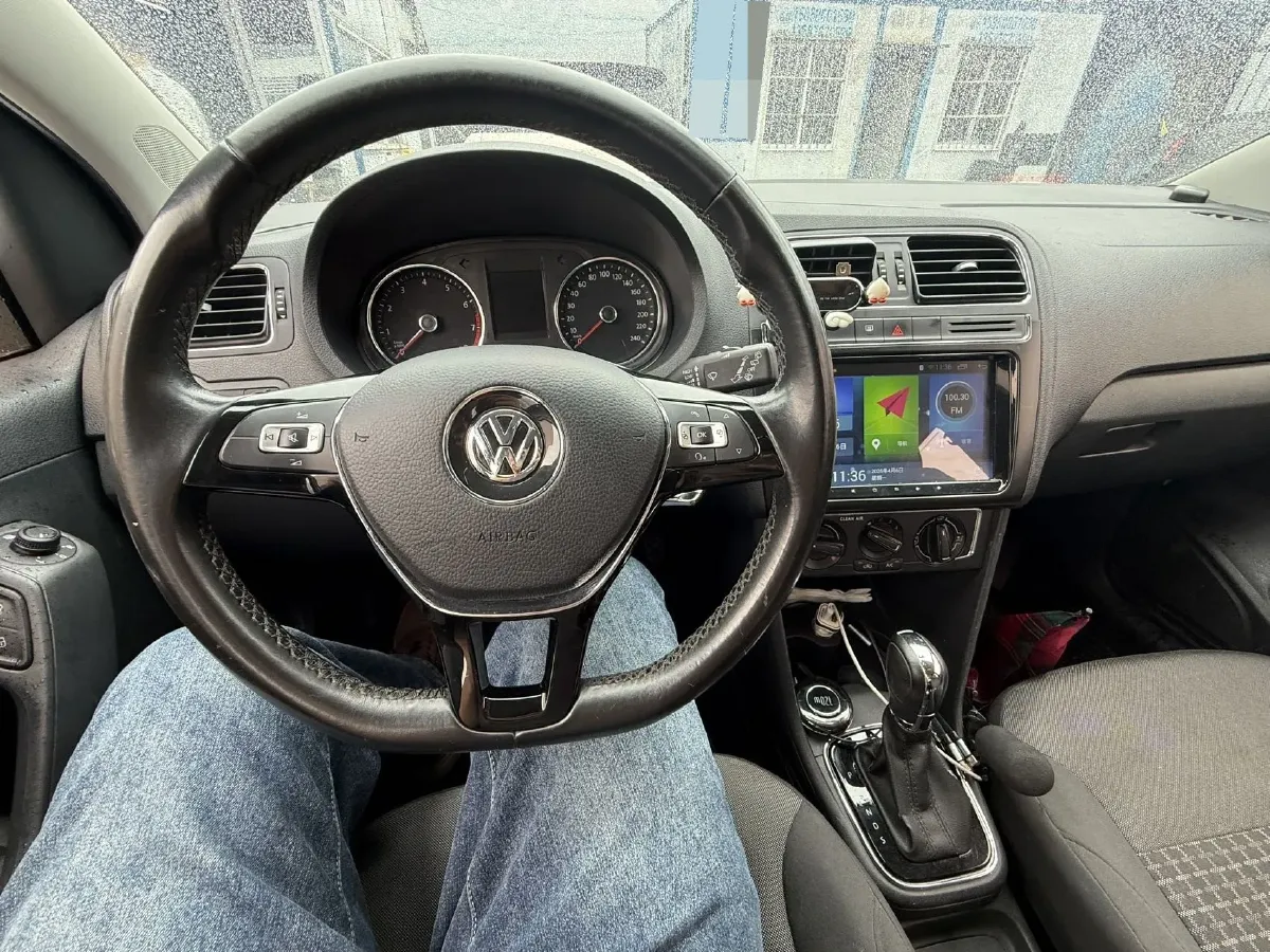 2016 Volkswagen Polo 1.6L 110HP L4 6AT,autocango,china used car exporter,china ev exporter,chinese used car exporter,chinese used ev exporter