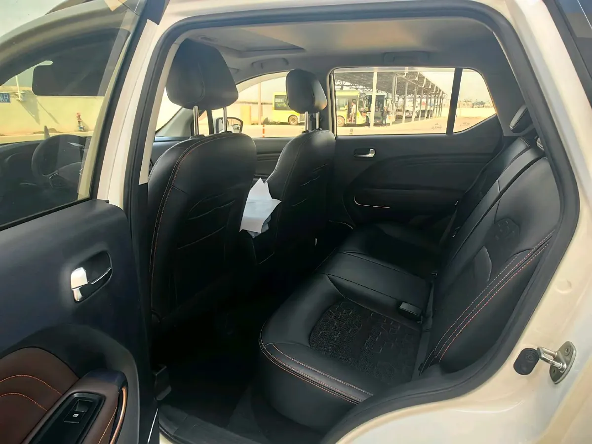 2017 GAC Trumpchi GS3 1.3T 137HP L4 6AT,autocango,china used car exporter,china ev exporter,chinese used car exporter,chinese used ev exporter