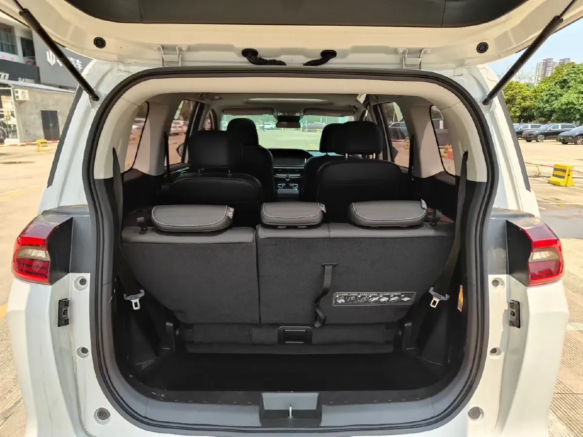 2023 GAC Trumpchi M6 1.5T 177HP L4 7DCT,autocango,china used car exporter,china ev exporter,chinese used car exporter,chinese used ev exporter