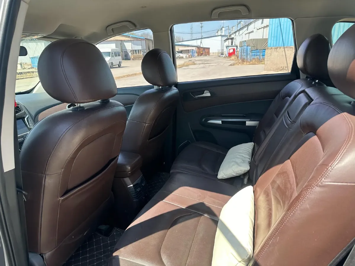 2017 HaiMa Family F7 1.5T 165HP L4 6AT,autocango,china used car exporter,china ev exporter,chinese used car exporter,chinese used ev exporter