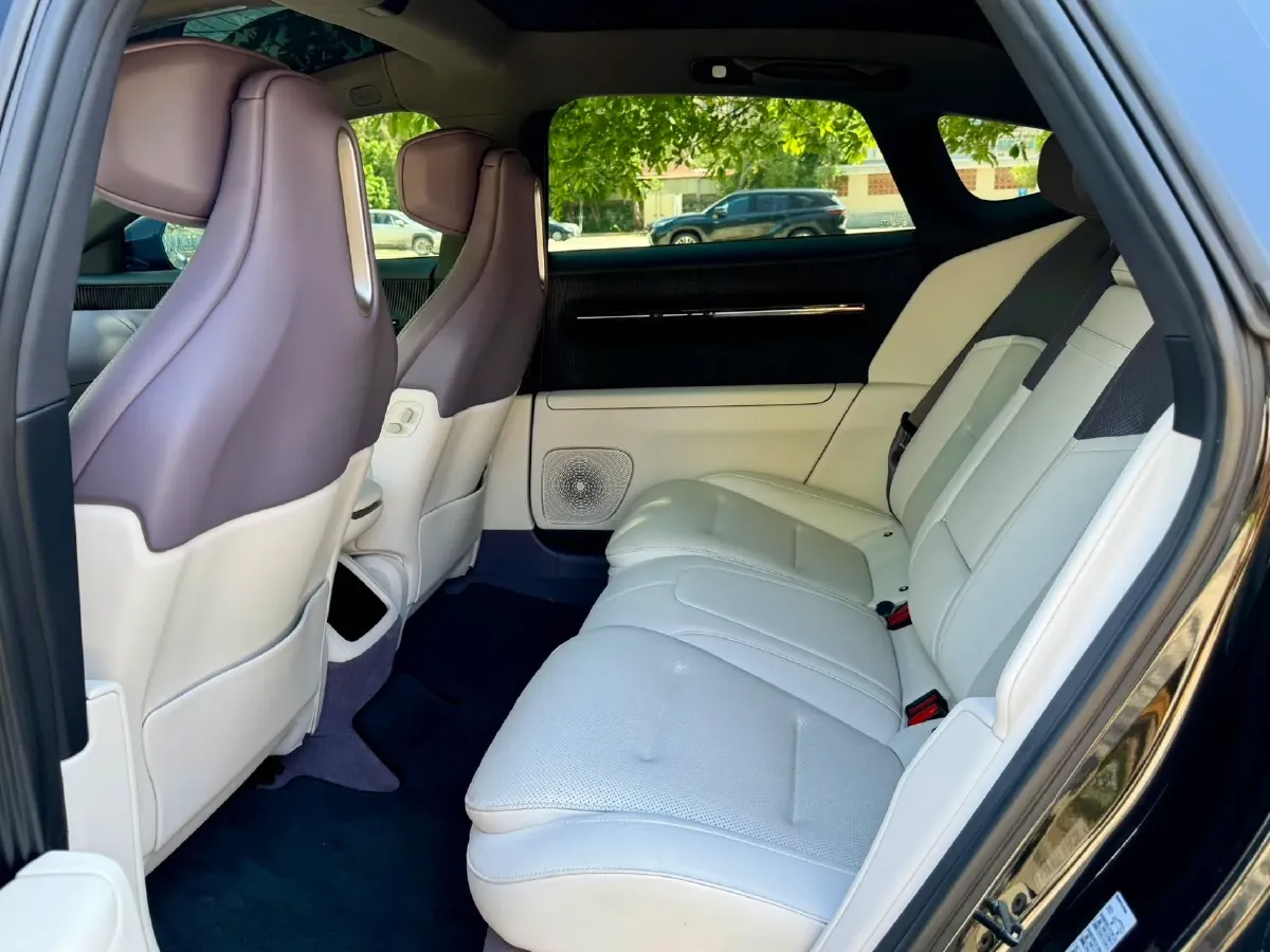 2024 Avatr 12 BEV 94.5KWH,autocango,china used car exporter,china ev exporter,chinese used car exporter,chinese used ev exporter