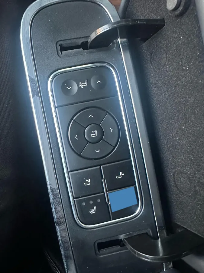 2021 GAC Trumpchi M8 2.0T 252HP L4 8AT,autocango,china used car exporter,china ev exporter,chinese used car exporter,chinese used ev exporter