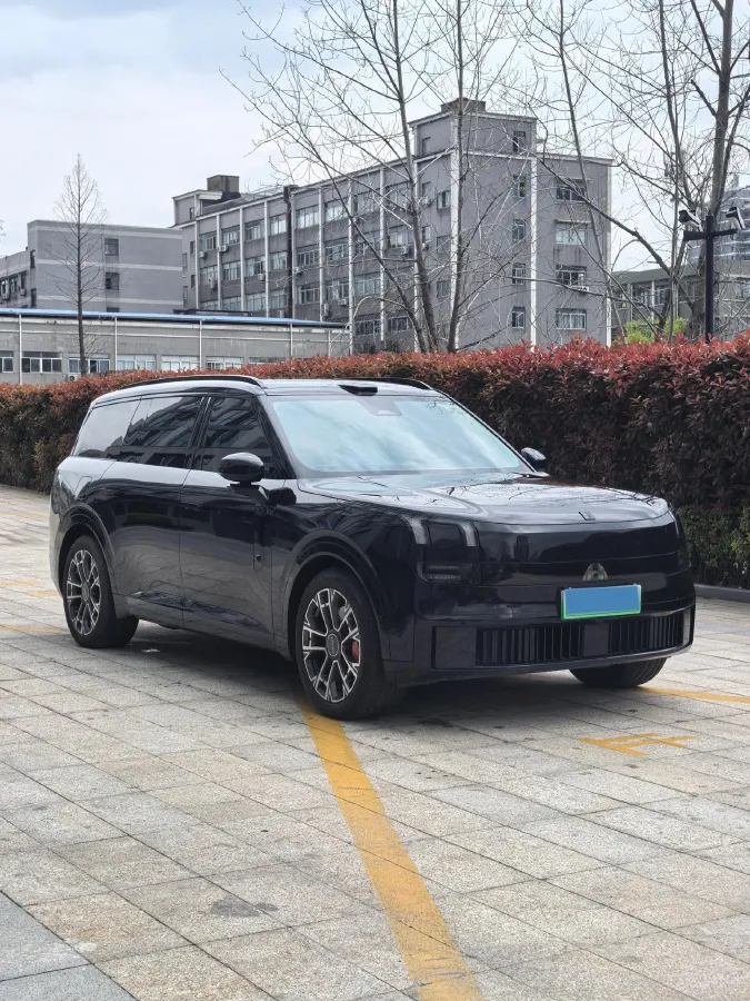 2025 LYNK&CO 900 2.0T 254HP L4 3DHT PHEV,autocango,china used car exporter,china ev exporter,chinese used car exporter,chinese used ev exporter