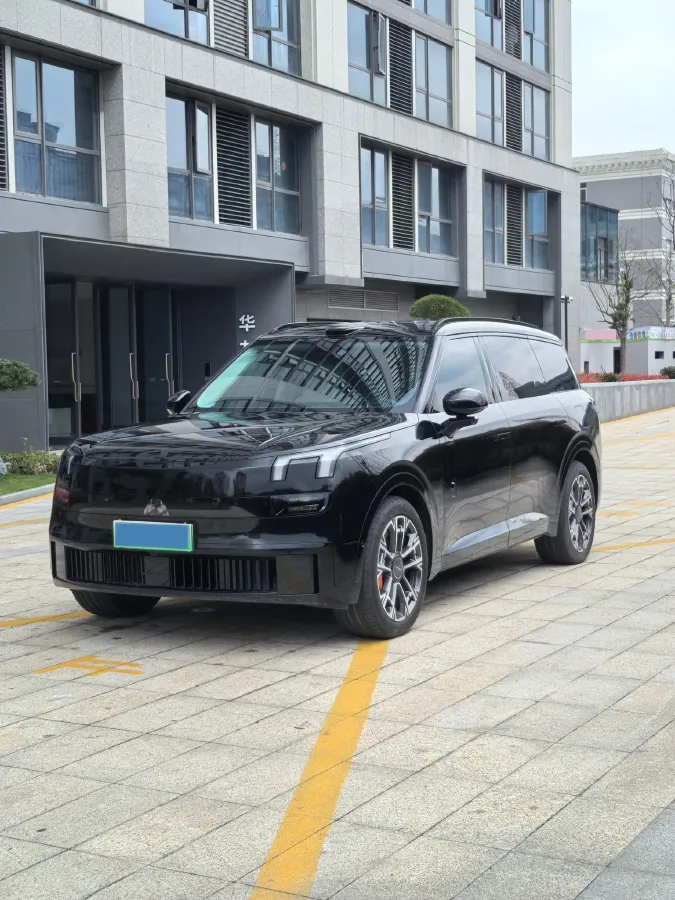 2025 LYNK&CO 900 2.0T 254HP L4 3DHT PHEV,autocango,china used car exporter,china ev exporter,chinese used car exporter,chinese used ev exporter