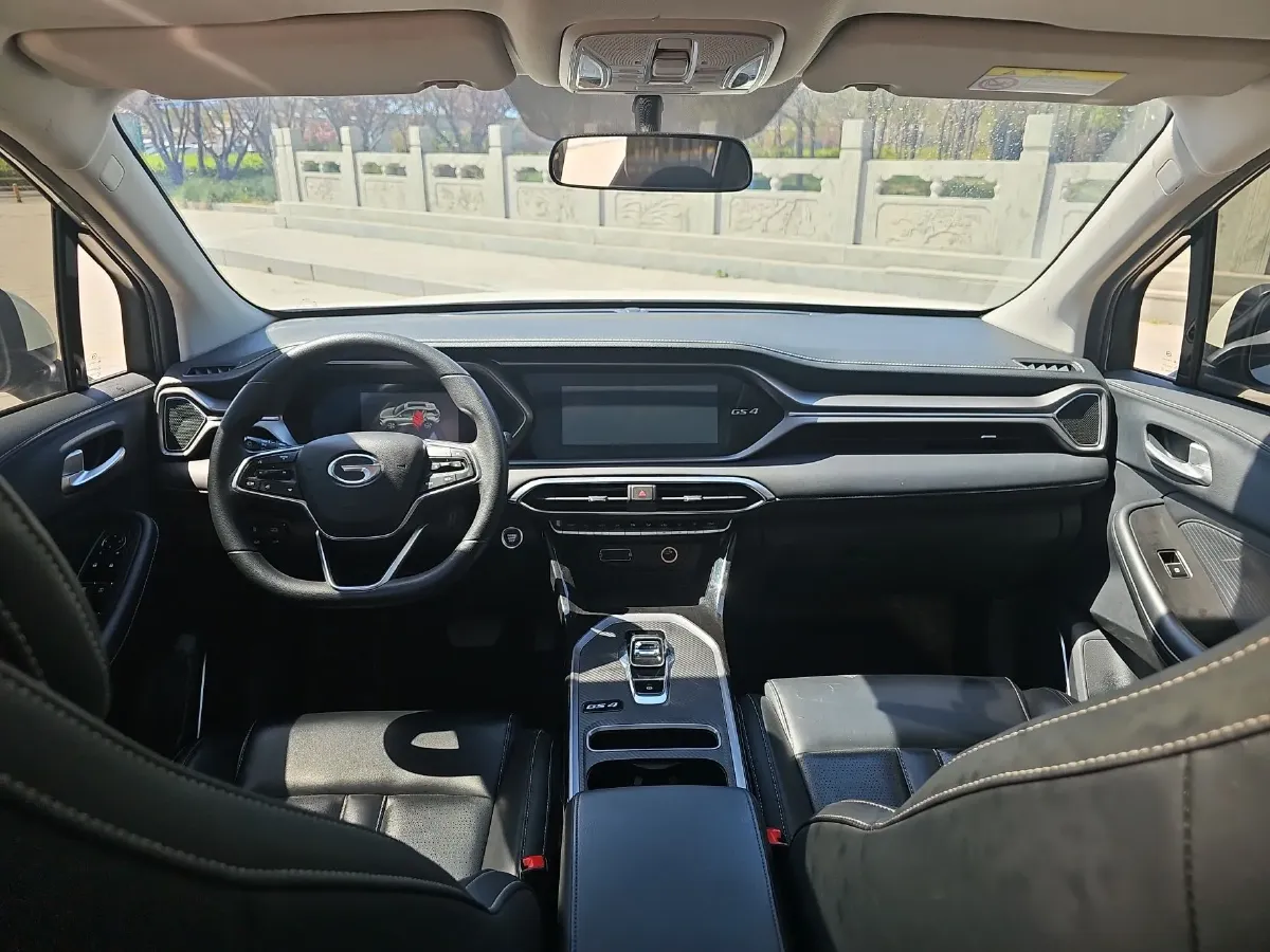 2023 GAC Trumpchi GS4 1.5T 177HP L4 6AT,autocango,china used car exporter,china ev exporter,chinese used car exporter,chinese used ev exporter