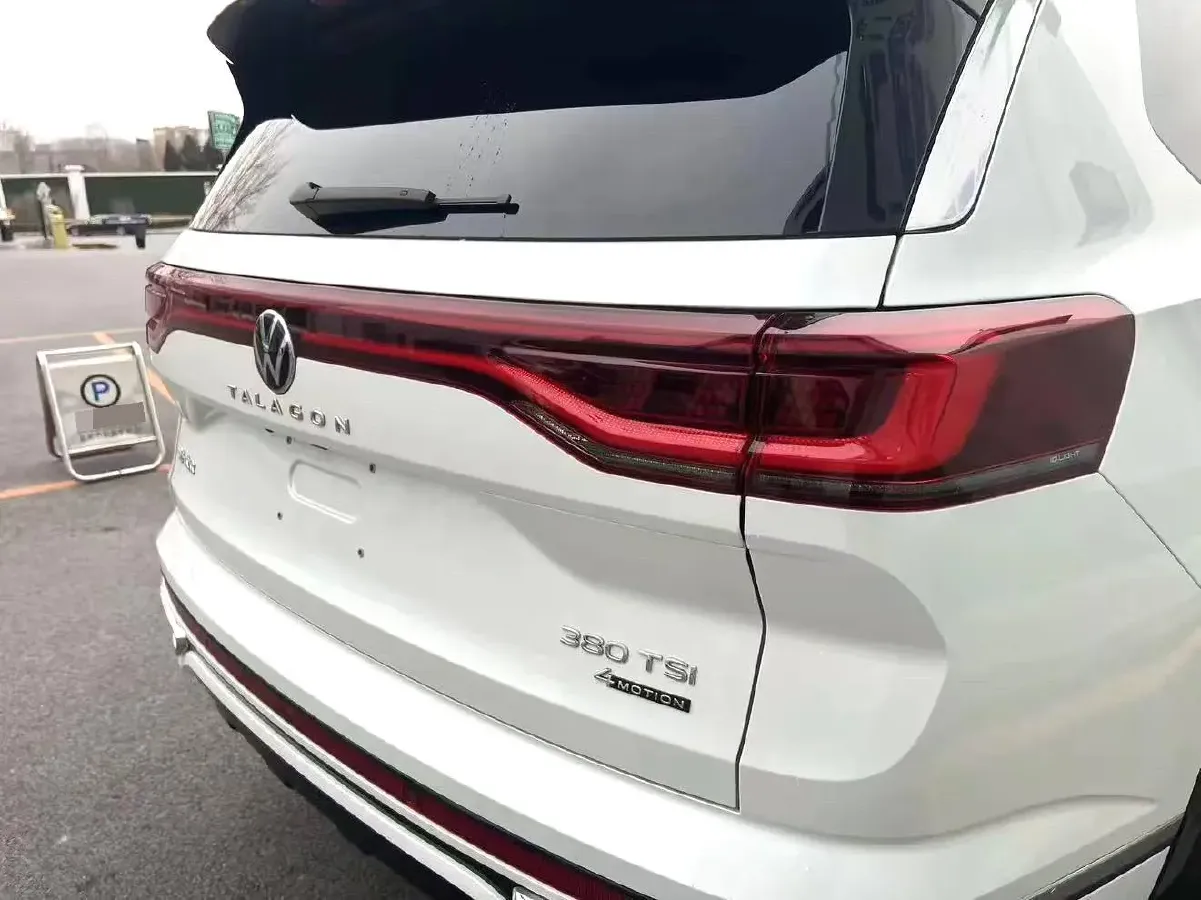 2023 Volkswagen Talagon 2.0T 220HP L4 7DCT,autocango,china used car exporter,china ev exporter,chinese used car exporter,chinese used ev exporter