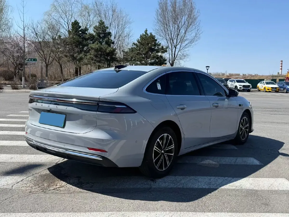 2025 Geely Galaxy A7 1.5L 112HP L4 1DHT PHEV,autocango,china used car exporter,china ev exporter,chinese used car exporter,chinese used ev exporter