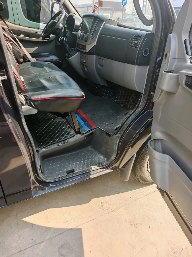 2018 DongFeng DFAC YuFeng 2.5T 136HP L4 6MT,autocango,china used car exporter,china ev exporter,chinese used car exporter,chinese used ev exporter