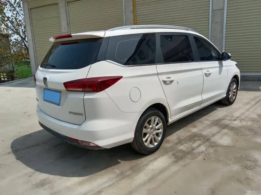 2018 BaoJun 360 1.5L 112HP L4 6MT,autocango,china used car exporter,china ev exporter,chinese used car exporter,chinese used ev exporter