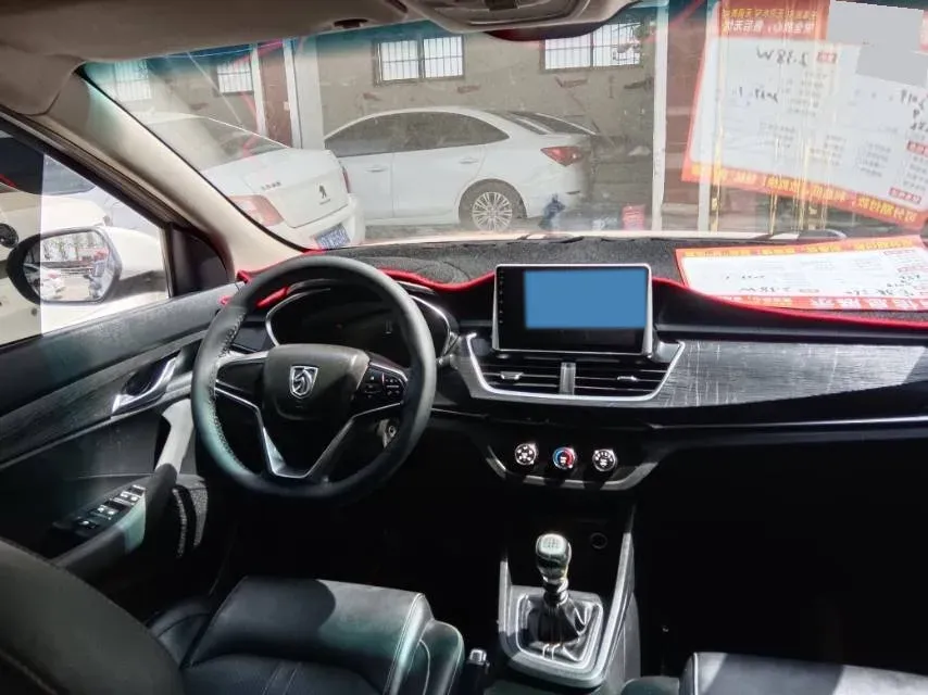 2018 BaoJun 360 1.5L 112HP L4 6MT,autocango,china used car exporter,china ev exporter,chinese used car exporter,chinese used ev exporter