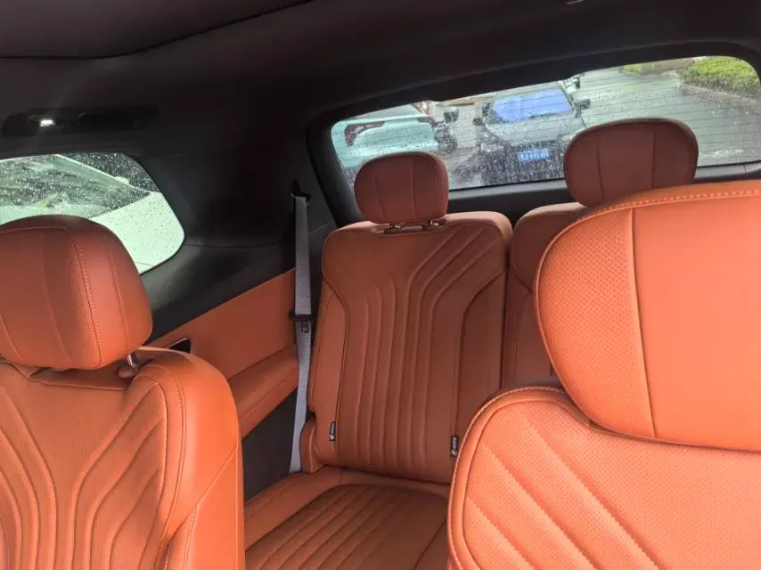 2025 Volkswagen Tiguan L 2.0T 220HP L4 7DCT,autocango,china used car exporter,china ev exporter,chinese used car exporter,chinese used ev exporter