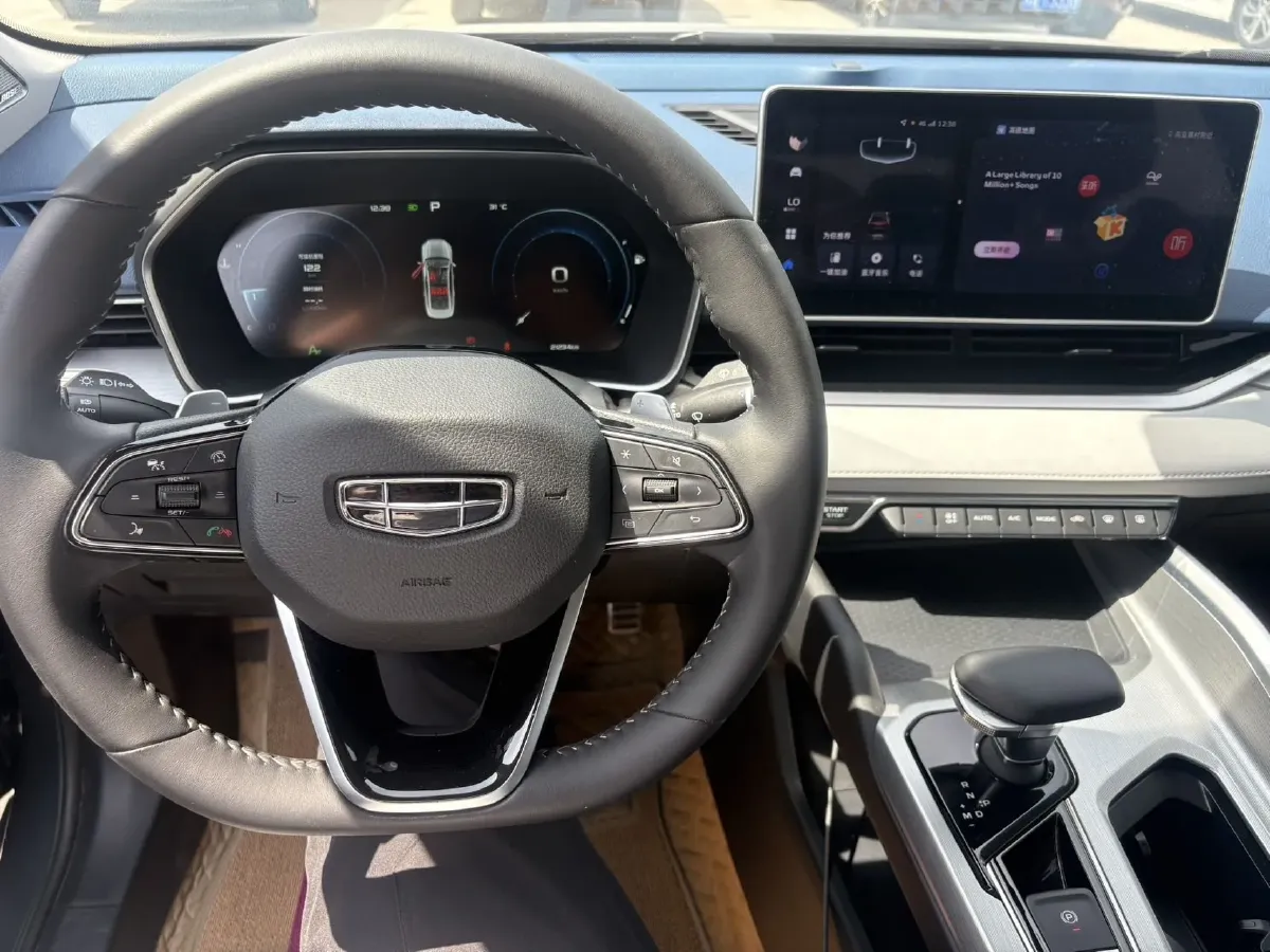 2023 Geely Preface 2.0T 190HP L4 7DCT,autocango,china used car exporter,china ev exporter,chinese used car exporter,chinese used ev exporter