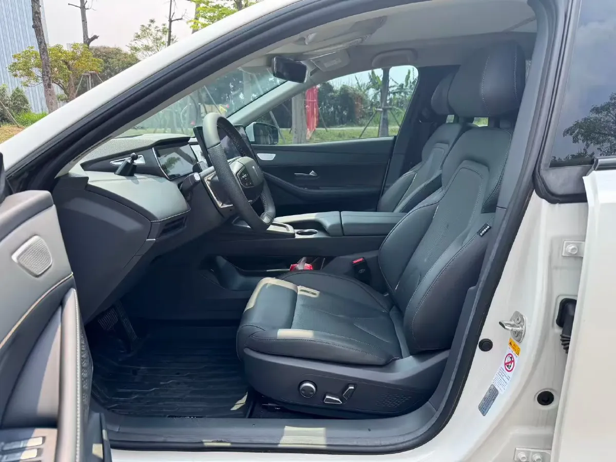 2022 Mazda 3 Axela 2.0L 158HP L4 6AT,autocango,china used car exporter,china ev exporter,chinese used car exporter,chinese used ev exporter