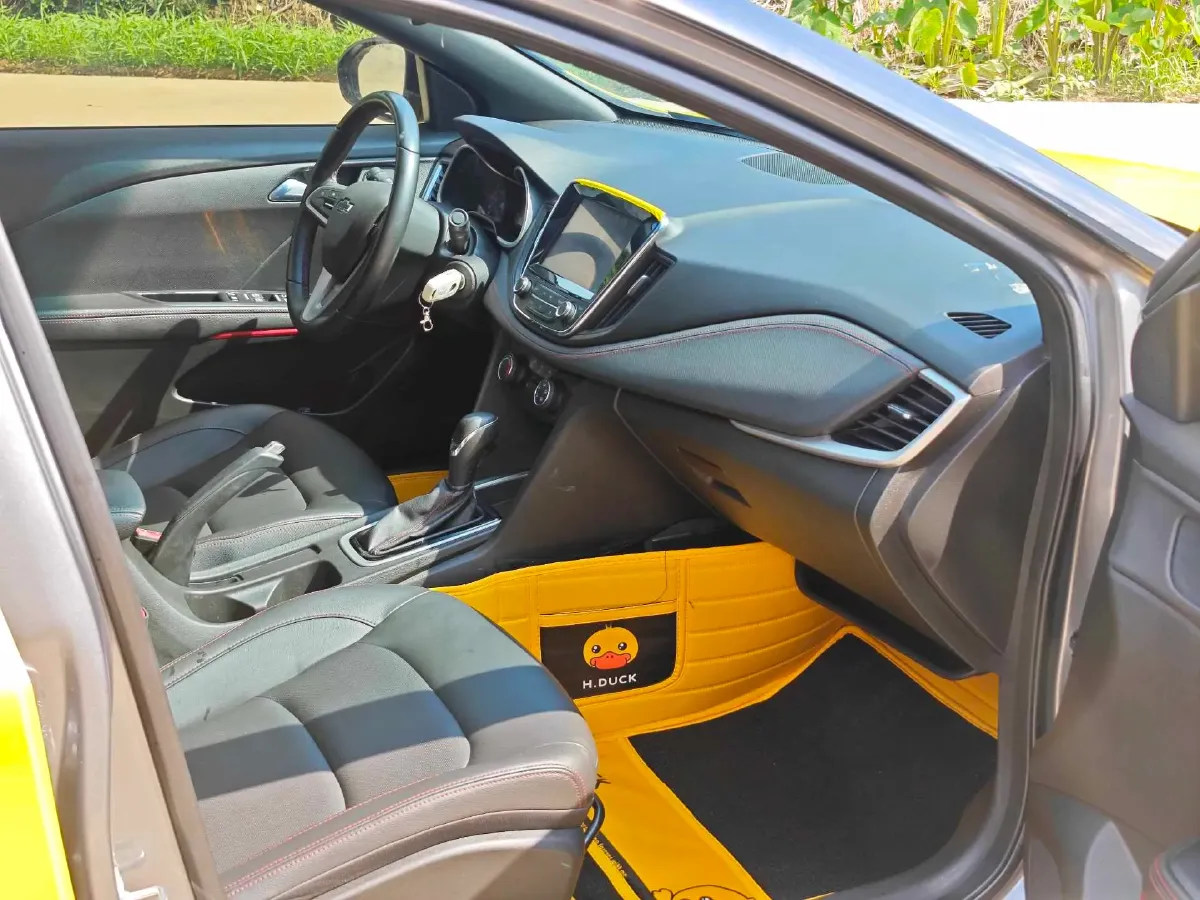 2019 Chevrolet Monza 1.3T 163HP L3 6AT,autocango,china used car exporter,china ev exporter,chinese used car exporter,chinese used ev exporter