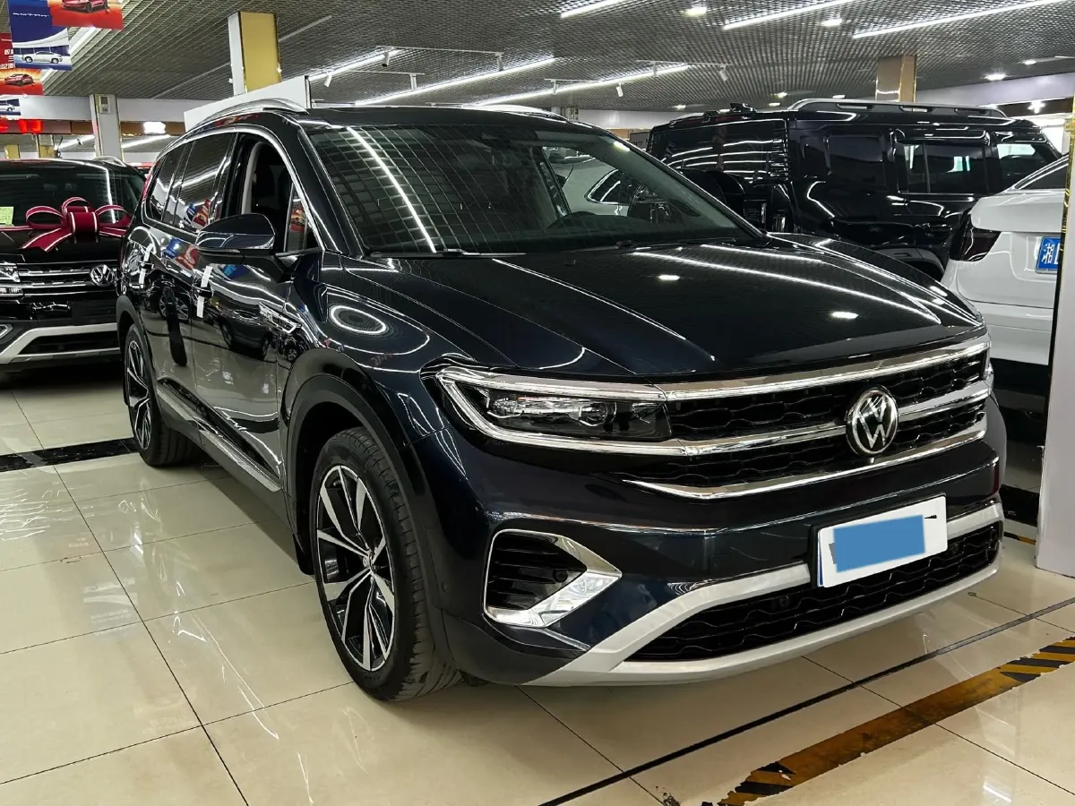 2022 Volkswagen Talagon 2.5T 299HP V6 7DCT,autocango,china used car exporter,china ev exporter,chinese used car exporter,chinese used ev exporter